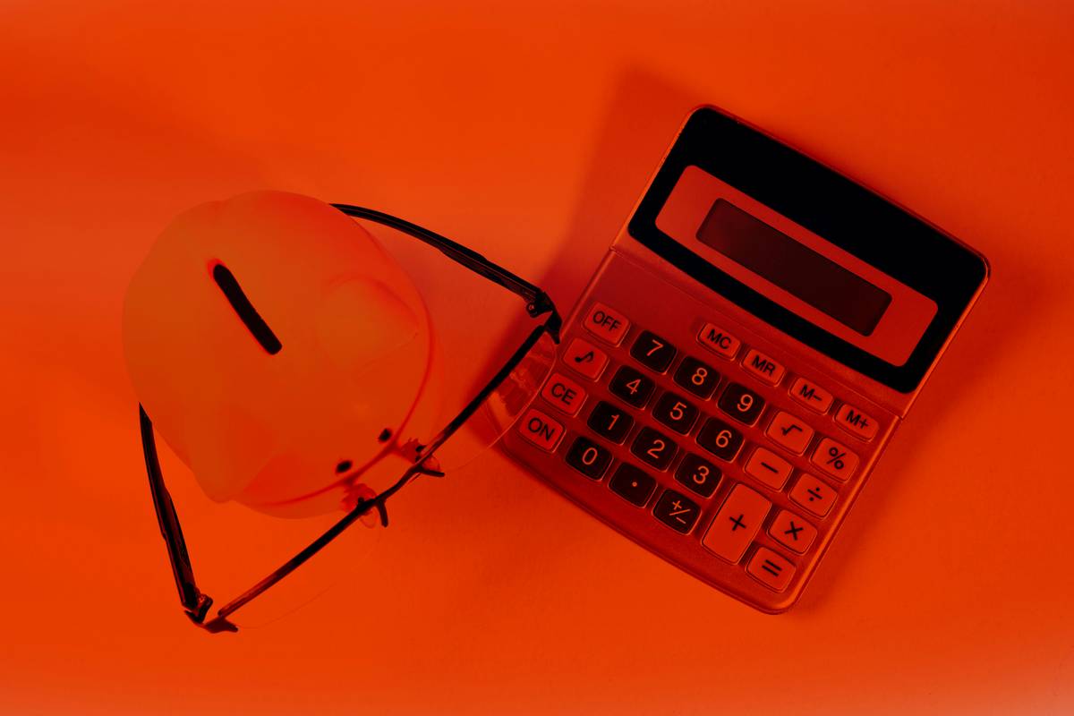 zero based budgeting principles illustrated with income allocation pie chart